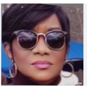Meet your Posher, Saundra